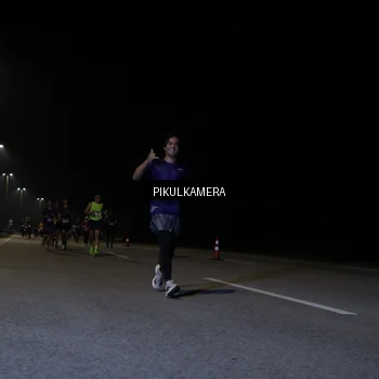 Runner Photo 7518739