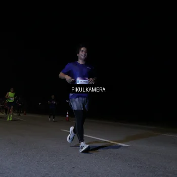 Runner Photo 7518742