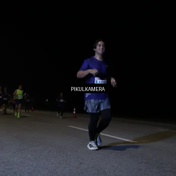 Runner Photo 7518749