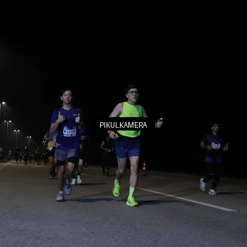 Runner Photo 7518758