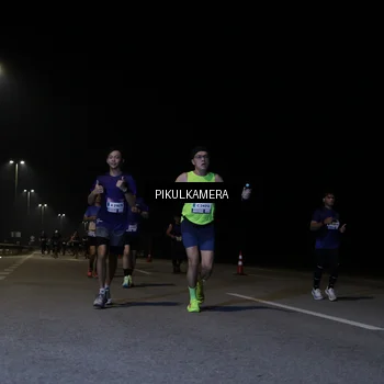 Runner Photo 7518760
