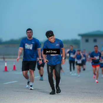 Runner Photo 7518762