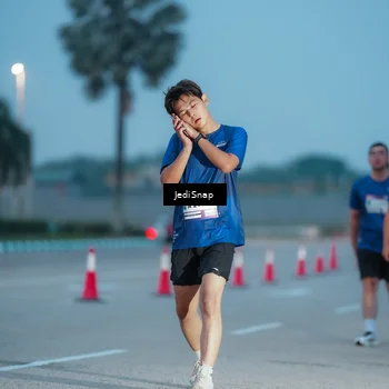 Runner Photo 7518763