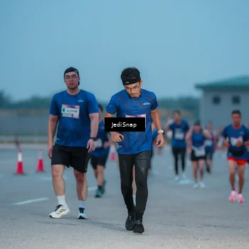 Runner Photo 7518766