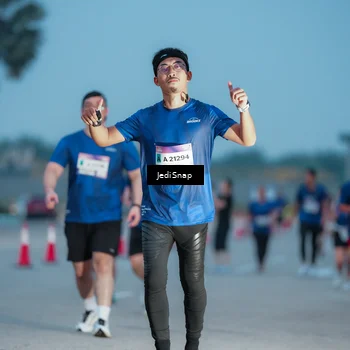 Runner Photo 7518798