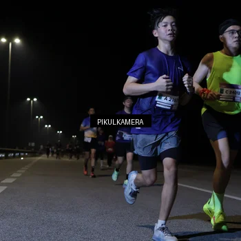 Runner Photo 7518803