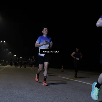 Runner Photo 7518824