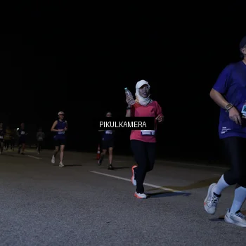 Runner Photo 7518843