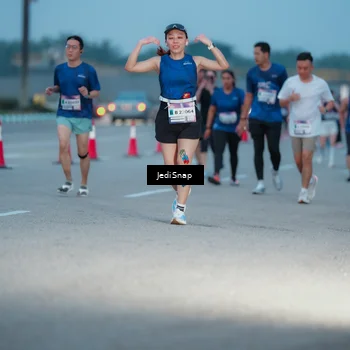 Runner Photo 7518847