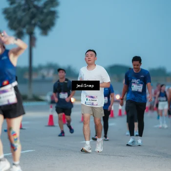 Runner Photo 7518850