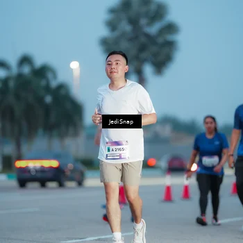 Runner Photo 7518855