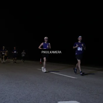 Runner Photo 7518858