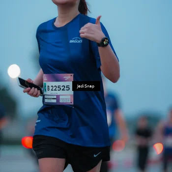 Runner Photo 7518864