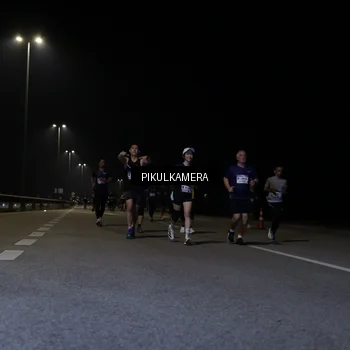 Runner Photo 7518866