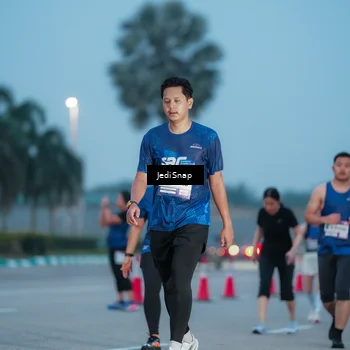 Runner Photo 7518871