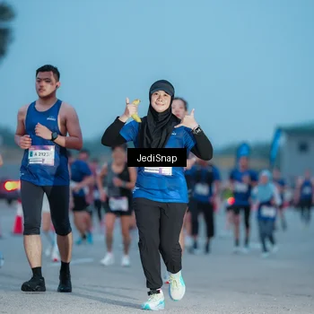 Runner Photo 7518884