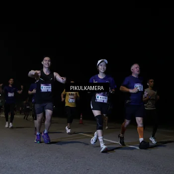 Runner Photo 7518893