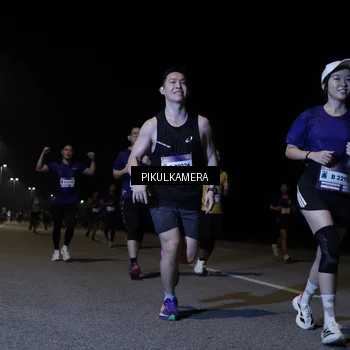 Runner Photo 7518894