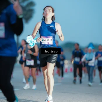 Runner Photo 7518897