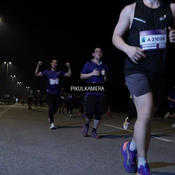 Runner Photo 7518901