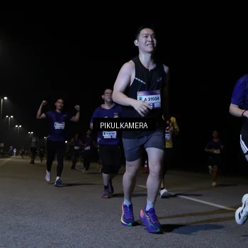 Runner Photo 7518903