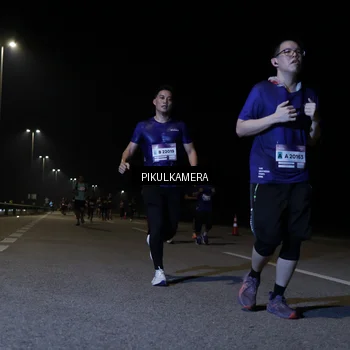 Runner Photo 7518907