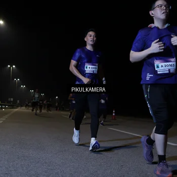 Runner Photo 7518914
