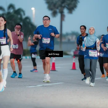 Runner Photo 7518916
