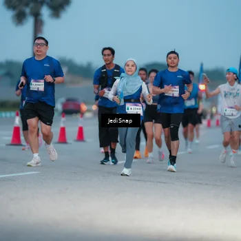 Runner Photo 7518917