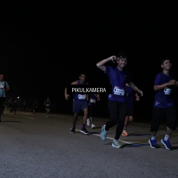 Runner Photo 7518936