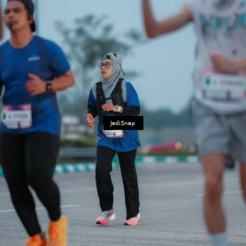 Runner Photo 7518952