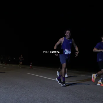 Runner Photo 7518959