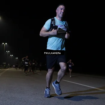 Runner Photo 7518965