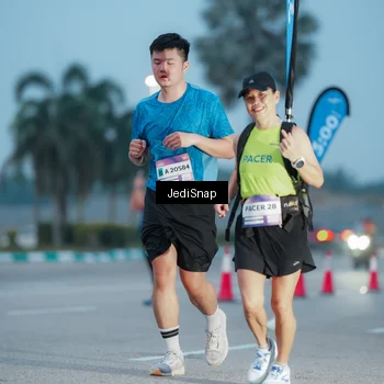 Runner Photo 7518977