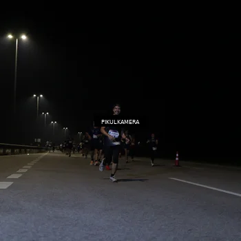 Runner Photo 7518980