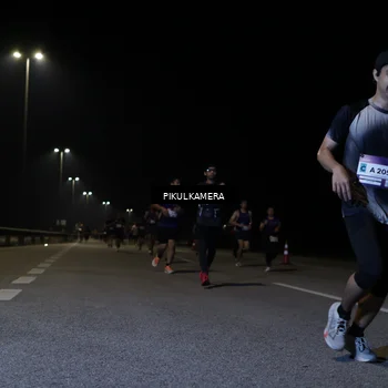 Runner Photo 7518997