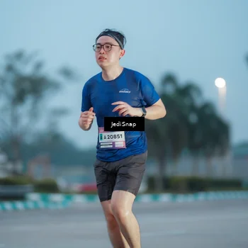 Runner Photo 7519010