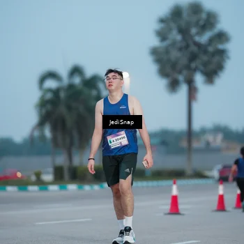 Runner Photo 7519015