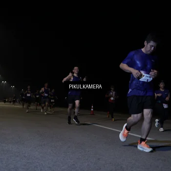 Runner Photo 7519018