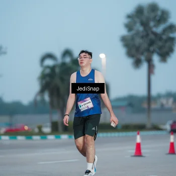 Runner Photo 7519020