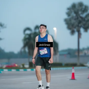 Runner Photo 7519021