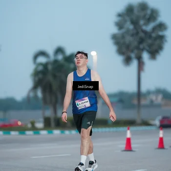 Runner Photo 7519023