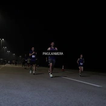 Runner Photo 7519032