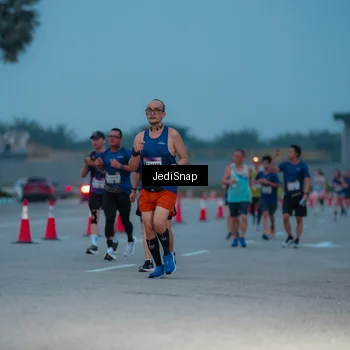Runner Photo 7519035