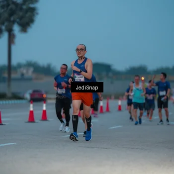 Runner Photo 7519037
