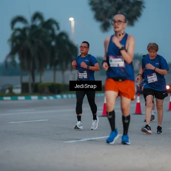 Runner Photo 7519042