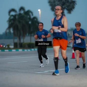 Runner Photo 7519043