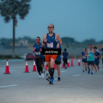 Runner Photo 7519045