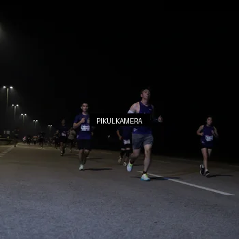 Runner Photo 7519048