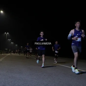 Runner Photo 7519051